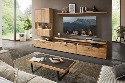 WM 2520 von Wöstmann - Wohnwand aus massiver Wildeiche
