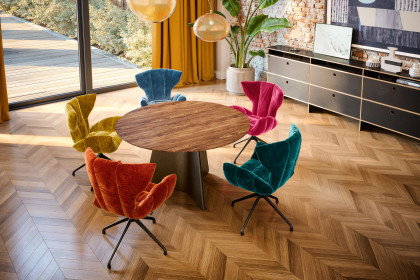 Maona von Bretz - Esstisch mit Stahlgestell