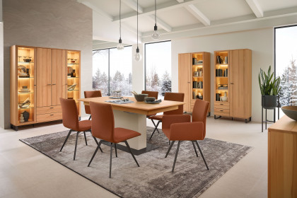 Allegro von Rietberger Möbelwerke - Esstisch aus Kernbuche furniert
