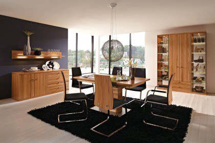 Cento von Rietberger - Esszimmer mit Tisch & 4 Stühlen