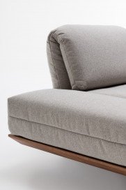 CR.420 von creation by Rolf Benz - Eckgarnitur Ausführung rechts platingrau