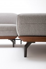 CR.420 von creation by Rolf Benz - Eckgarnitur Ausführung rechts platingrau