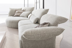 KOINOR Abby - Designersofa links hellgrau
